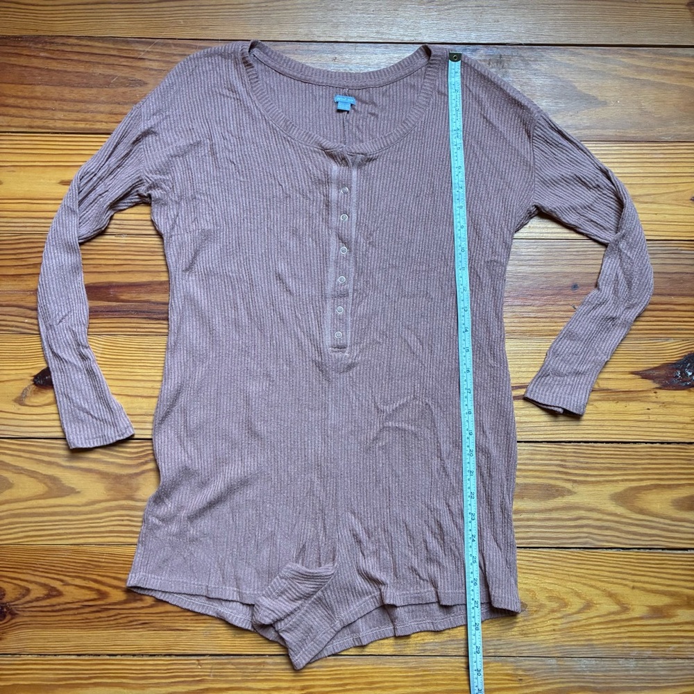 Aerie Ribbed Pink Henley Romper, XS/S/M, EUC - Picture 8 of 12